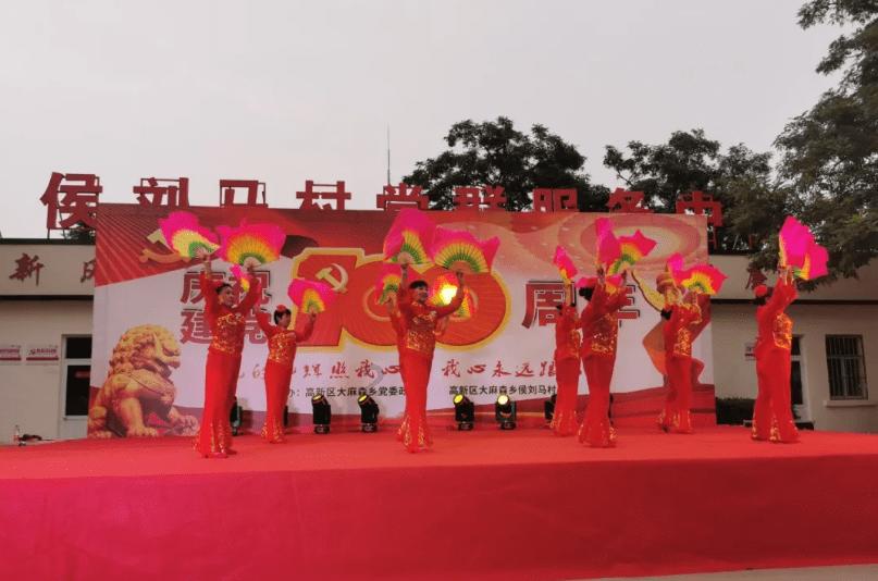 云南昭通火车站被逼停，涉事者的行为违法吗